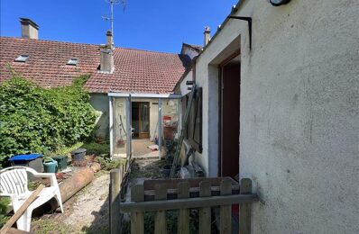 vente maison 29 990 € à proximité de Ainay-le-Vieil (18200)