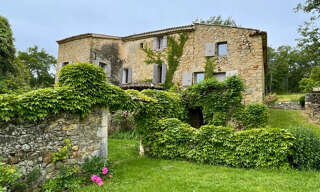 Maison 12 Pièces 273 m² à vendre à Apt (84400)