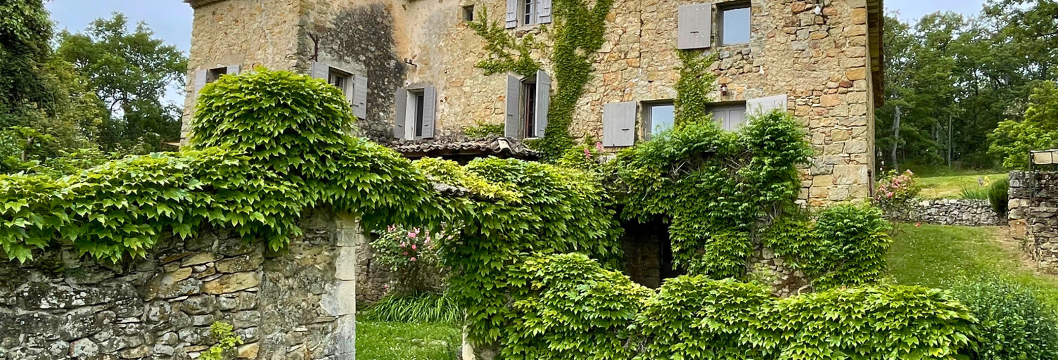 Maison 12 Pièces 273 m² à vendre à Apt (84400)