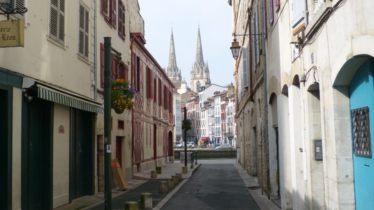 immeuble  pièces 151 m2 à vendre à Bayonne (64100)