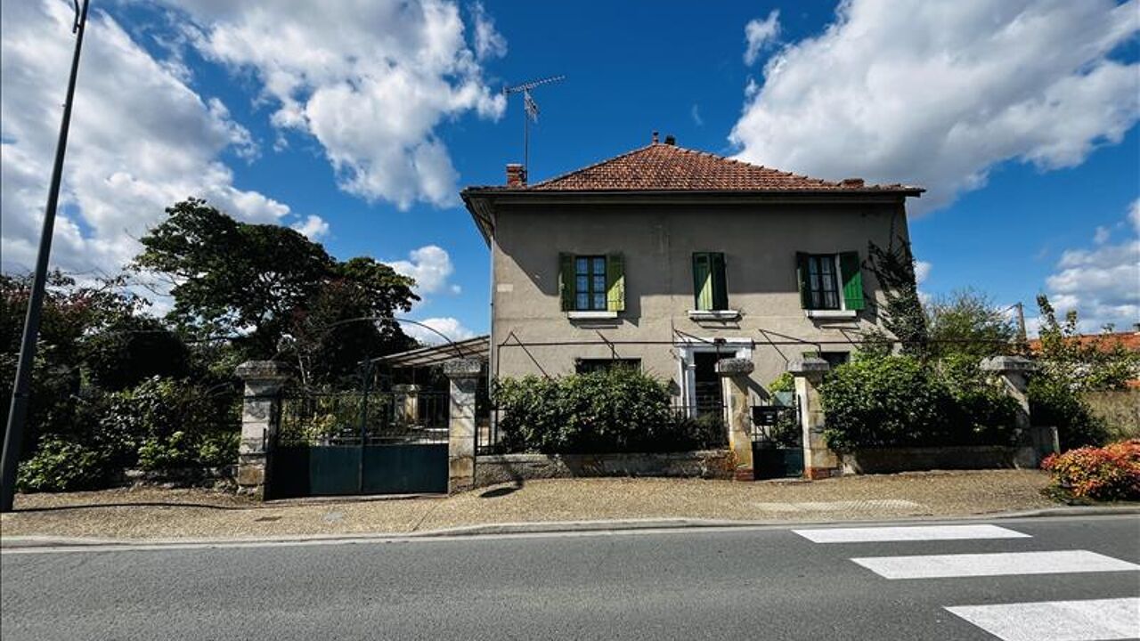 maison 8 pièces 188 m2 à vendre à Saint-Aulaye-Puymangou (24410)