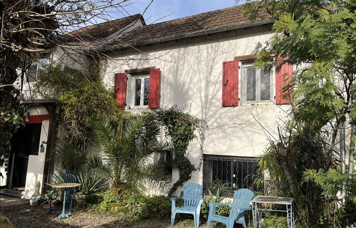 maison 4 pièces 105 m2 à vendre à Le Lardin-Saint-Lazare (24570)