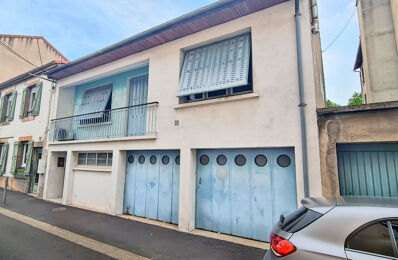 vente maison 174 400 € à proximité de Chanat-la-Mouteyre (63530)