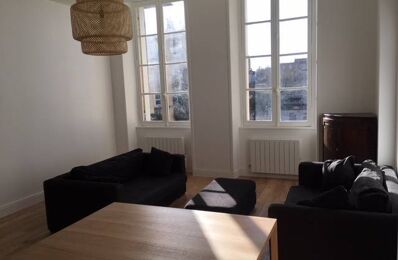 location appartement 1 690 € CC /mois à proximité de Camblanes-Et-Meynac (33360)