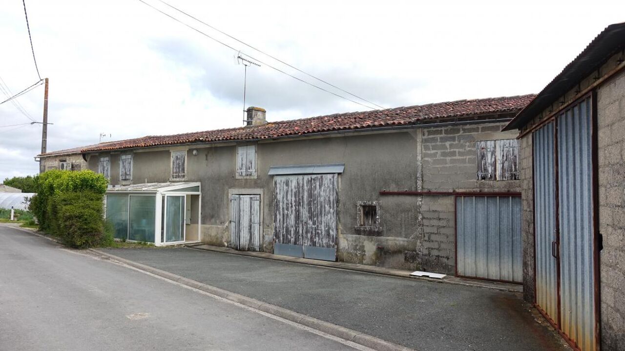 maison 4 pièces 122 m2 à vendre à Coulonges (17800)