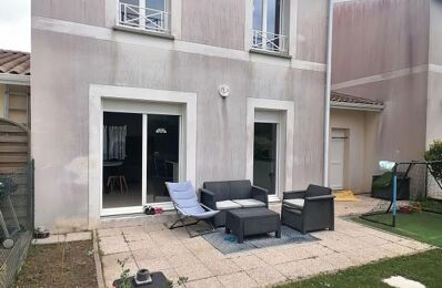 vente maison 284 500 € à proximité de Le Chay (17600)