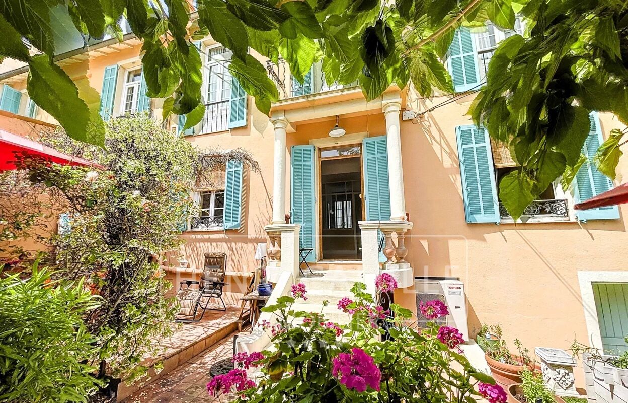 maison 6 pièces 165 m2 à vendre à Cannes (06400)