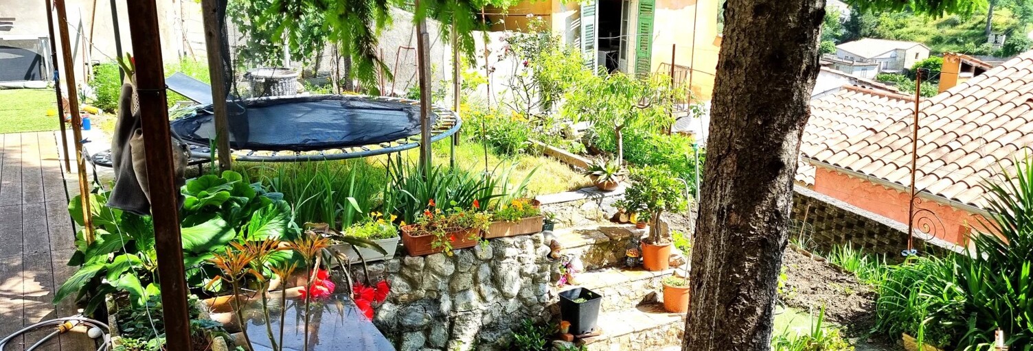 Maison  165 m² à vendre à Contes (06390)