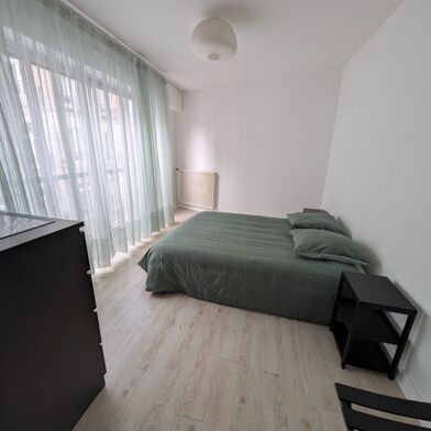 Appartement 3 pièces 1070 €