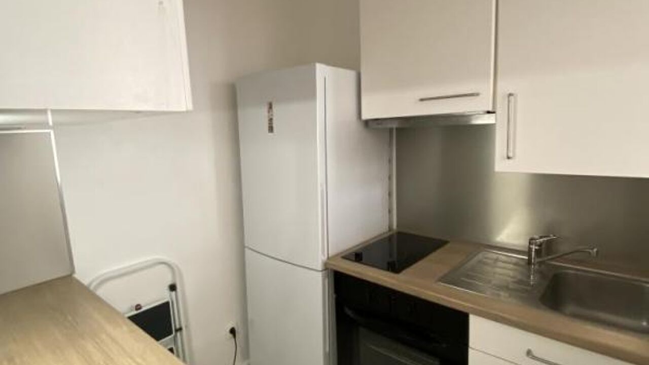 appartement 2 pièces 42 m2 à louer à Courbevoie (92400)