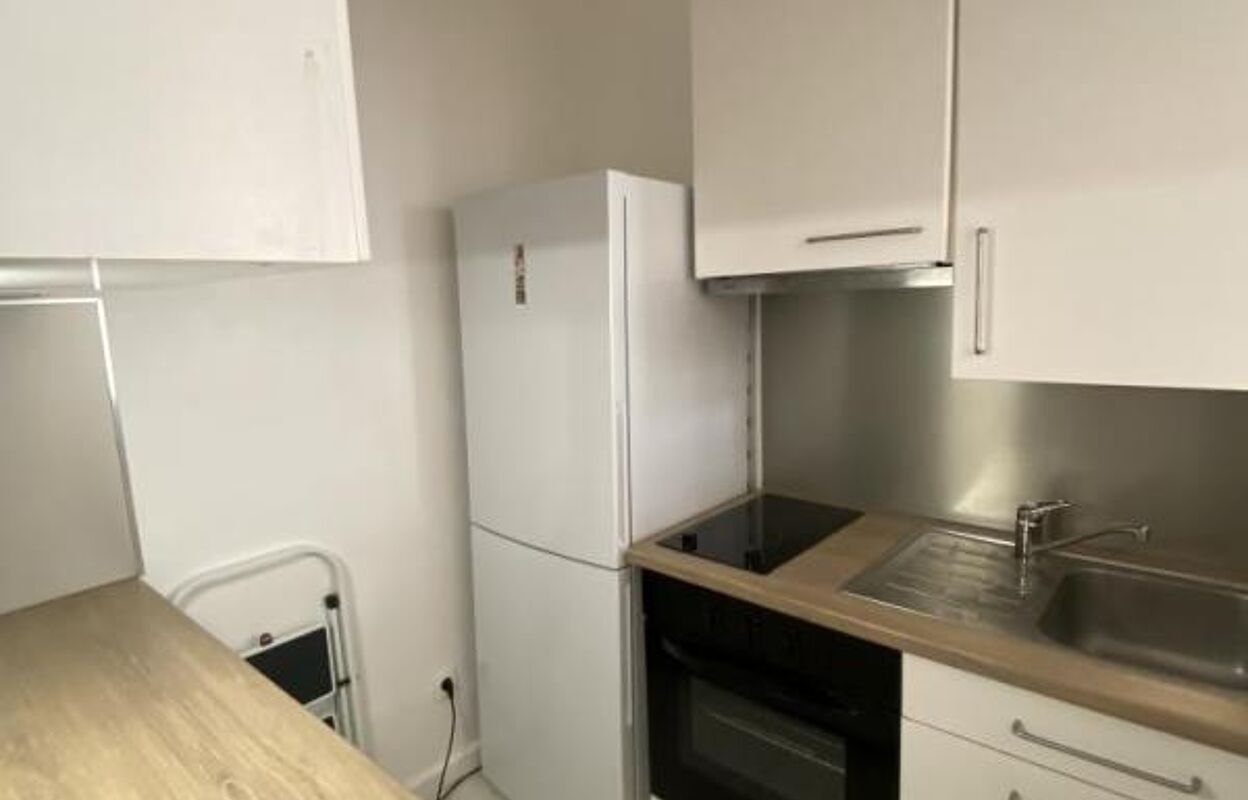 appartement 2 pièces 42 m2 à louer à Courbevoie (92400)