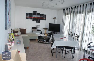 location appartement 575 € CC /mois à proximité de Lieu-Saint-Amand (59111)