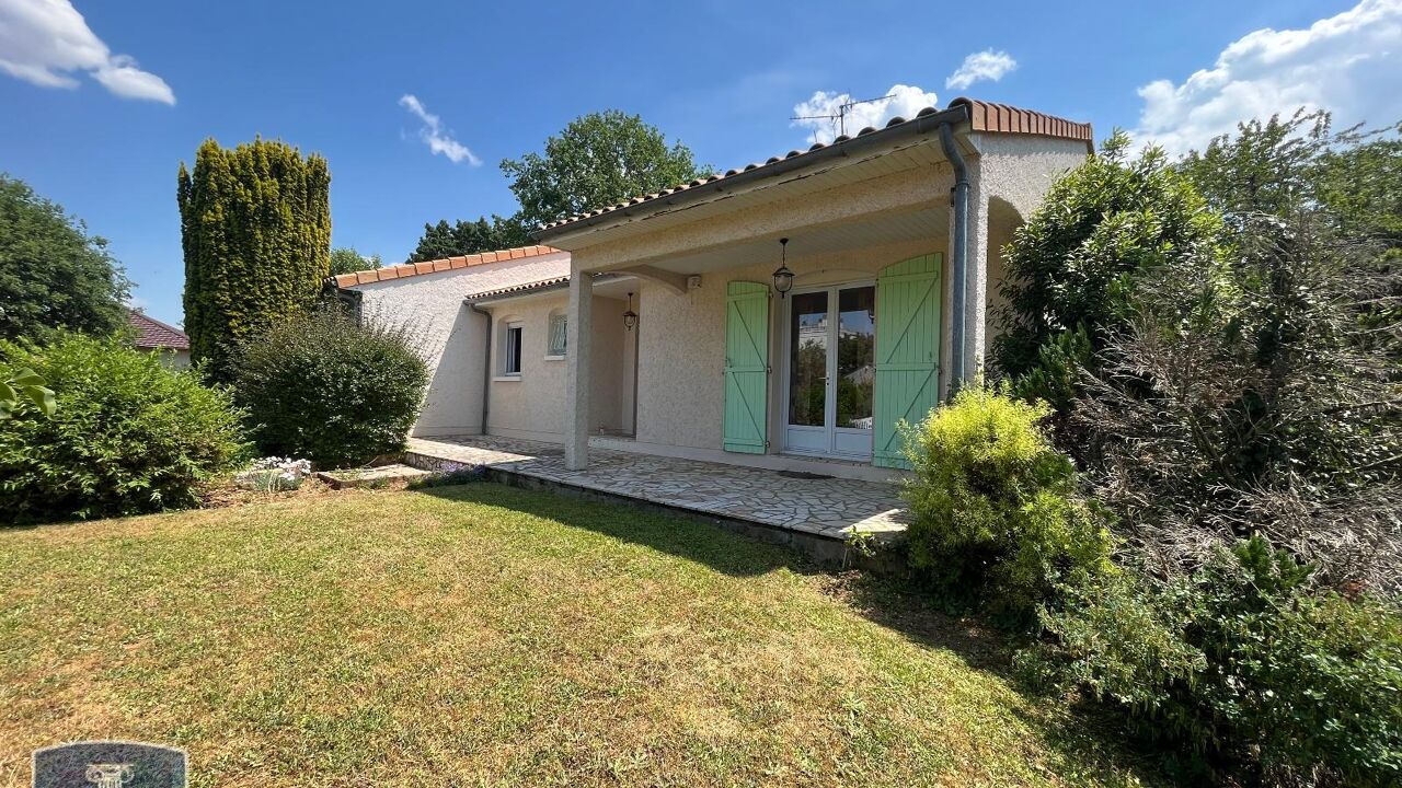 maison 6 pièces 152 m2 à vendre à Saint-Benoît (86280)