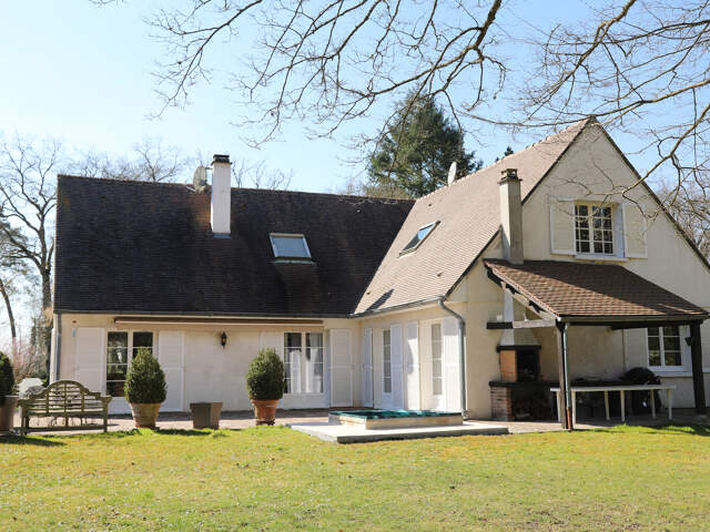 Maison Lamorlaye 7 chambres dont 3 au rez-de-chaussée — photo du bien