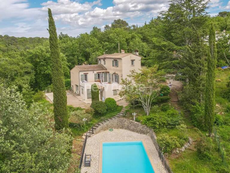 Mas provençal à Saint-Paul-en-Forêt — photo 1