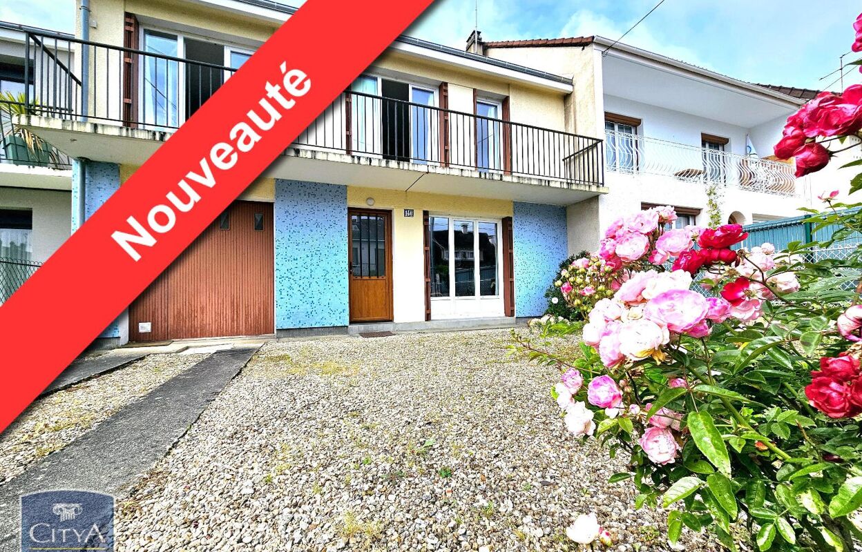 maison 4 pièces 101 m2 à vendre à Châteauroux (36000)