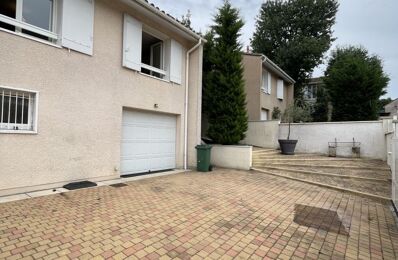 vente maison 267 000 € à proximité de Saint-Romain-la-Virvée (33240)