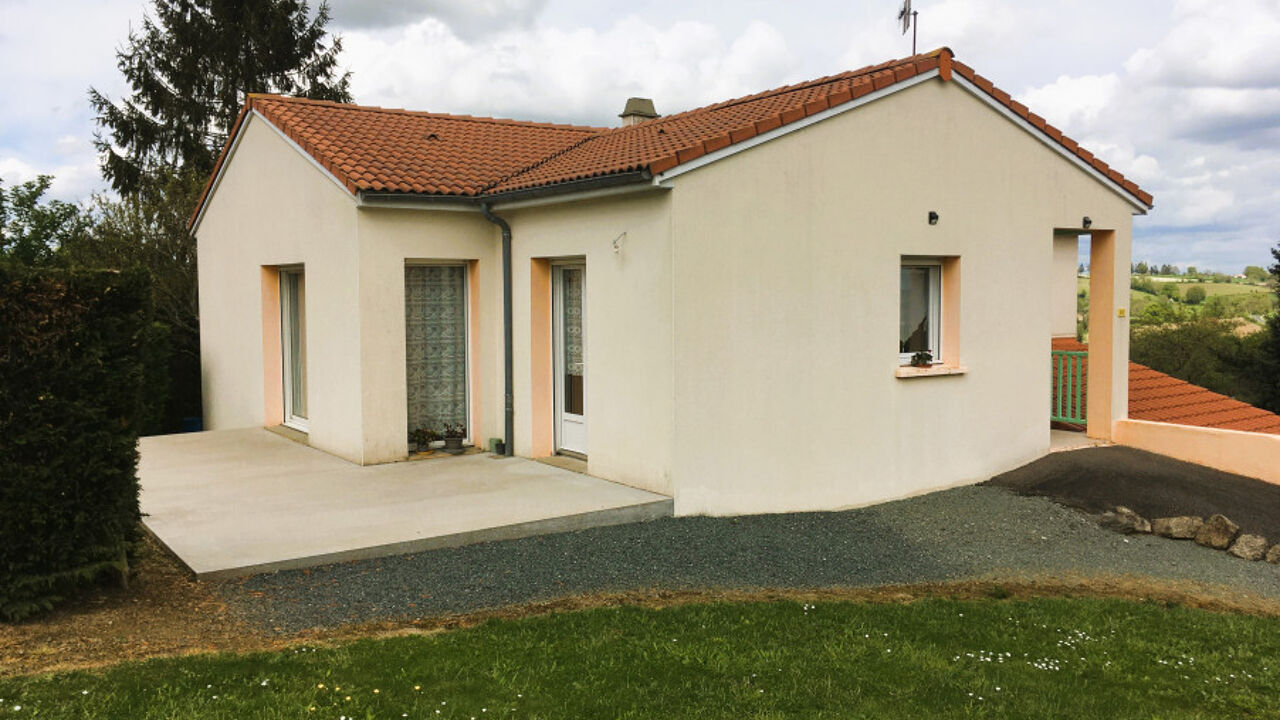 maison 5 pièces 113 m2 à vendre à Pouzauges (85700)