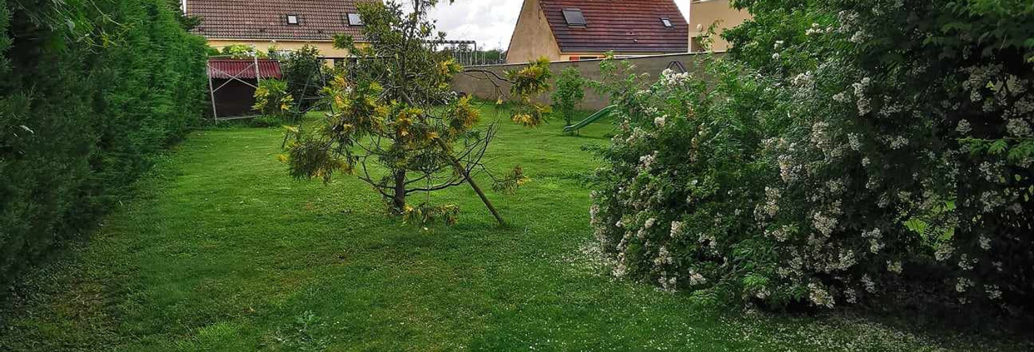 Terrain  805 m² à vendre à Montereau-Fault-Yonne (77130)