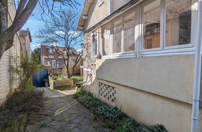 vente maison 721 000 € à proximité de Roissy-en-Brie (77680)
