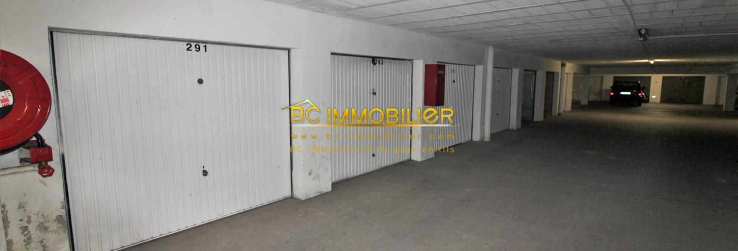 Garage   m² à louer à Marseille 9 (13009)