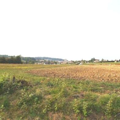 Terrain 838 m²