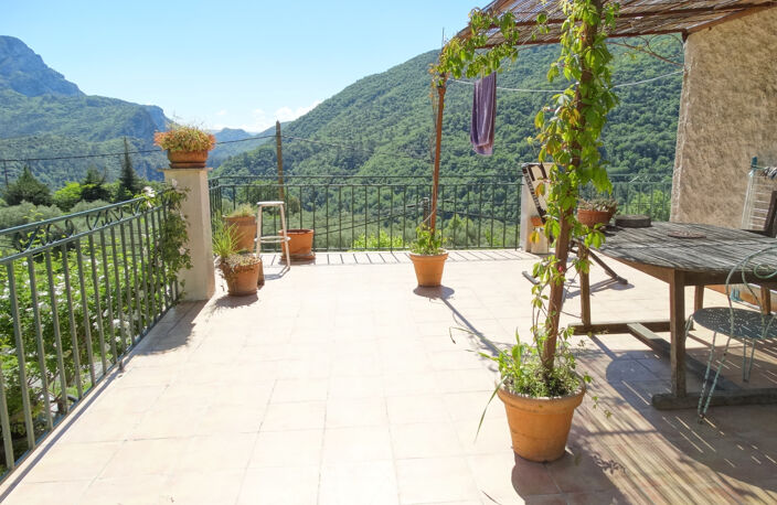 Jolie maison située à Pierrefeu — photo 3