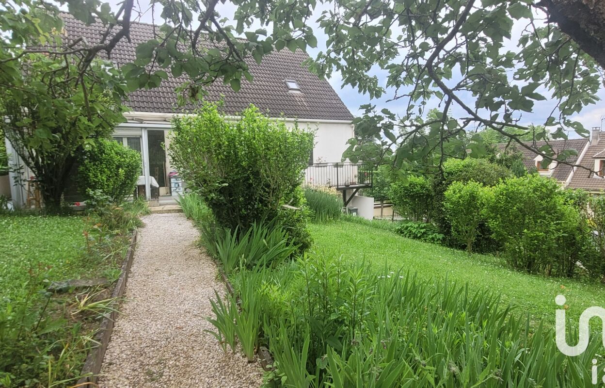 maison 6 pièces 134 m2 à vendre à Lagny-sur-Marne (77400)