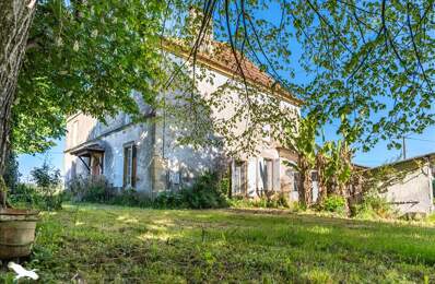 Maison en pierre de 4 pièces principales — photo du bien