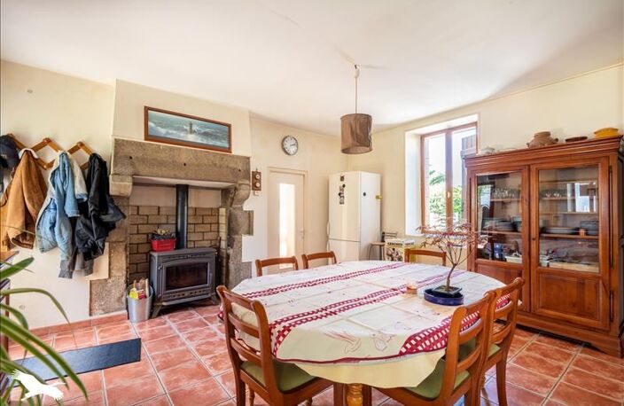 Maison en pierre de 6 pièces principales — photo 3