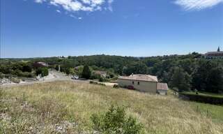 Terrain  705 m² à vendre à Moissac (82200)
