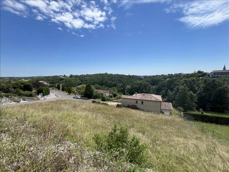 Terrain à bâtir de 0 pièces principales — photo 1