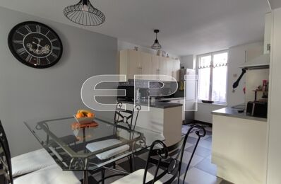 vente maison 166 000 € à proximité de Sammarçolles (86200)