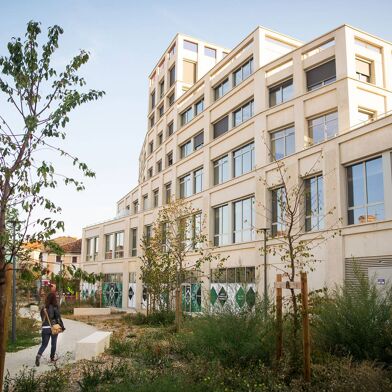 Appartement 3 pièces 177400 €