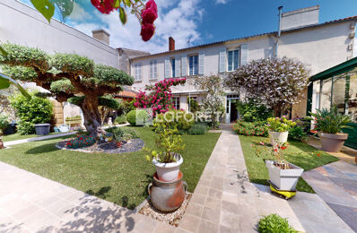 vente maison 750 000 € à proximité de Saint-Agnant (17620)
