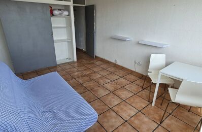 location appartement 530 € CC /mois à proximité de Rognac (13340)