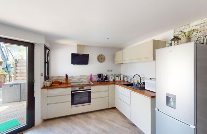 Appartement À Vendre — photo 2