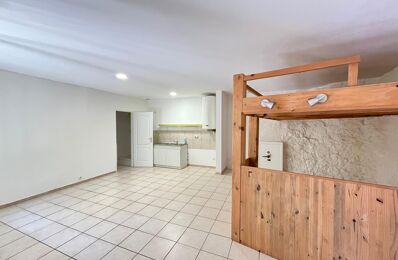 location appartement 464 € CC /mois à proximité de Évenos (83330)