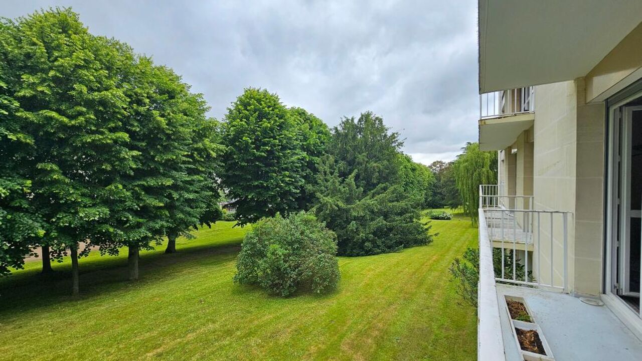 appartement 3 pièces 76 m2 à vendre à Chambourcy (78240)