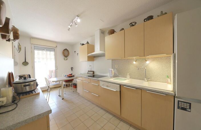 Appartement 4 pièces 84 m² + terrasse + cave + parking privé — photo 3