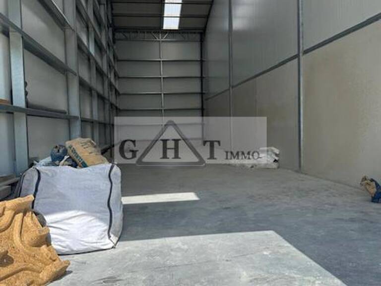 ENTREPOT 120 M² A LOUER BRIE COMTE ROBERT — photo 1