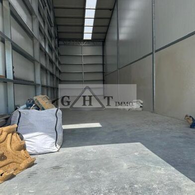 Local industriel  1950 €