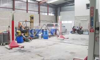 Local industriel  750 m² à louer à Drancy (93700)