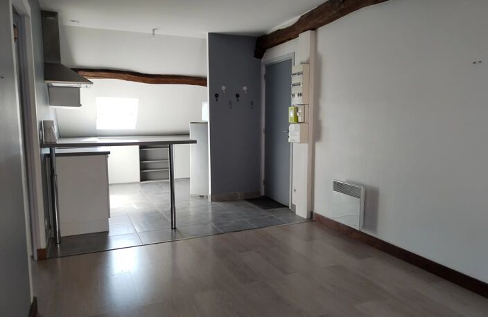 EXCLUSIVITÉ - APPARTEMENT T2 CENTRE VILLE — photo 2