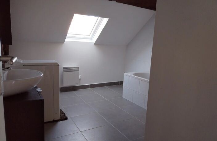 EXCLUSIVITÉ - APPARTEMENT T2 CENTRE VILLE — photo 5