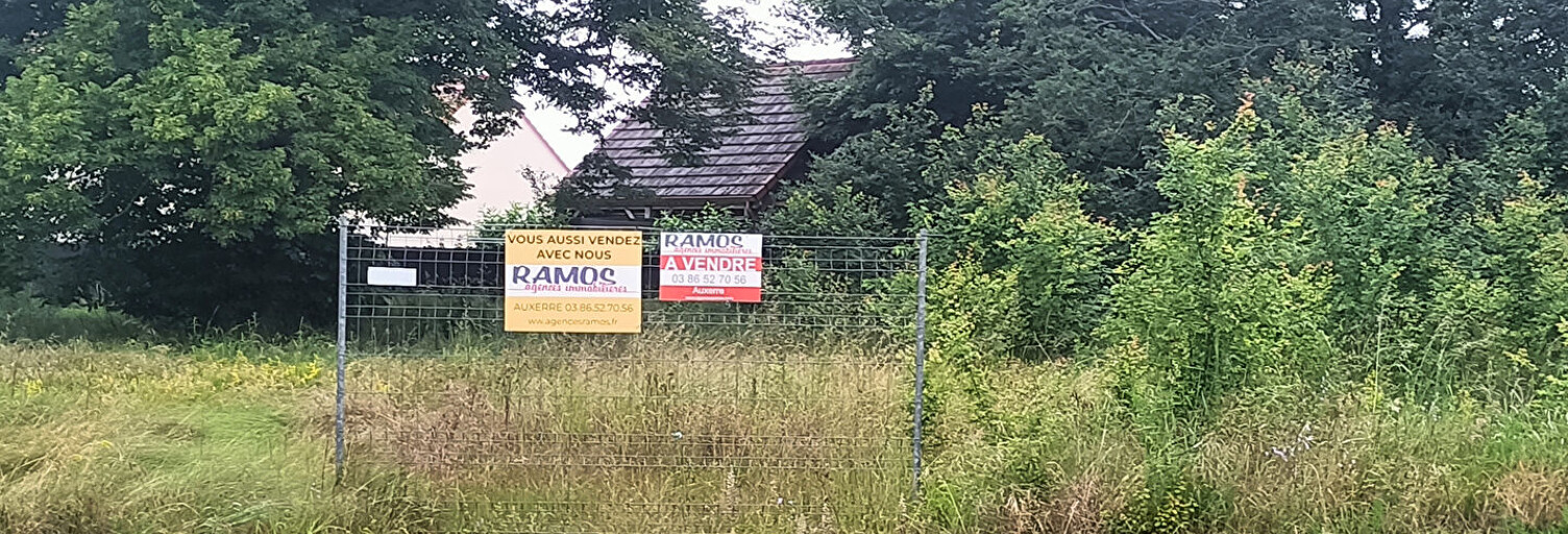 Terrain  631 m² à vendre à Charbuy (89113)