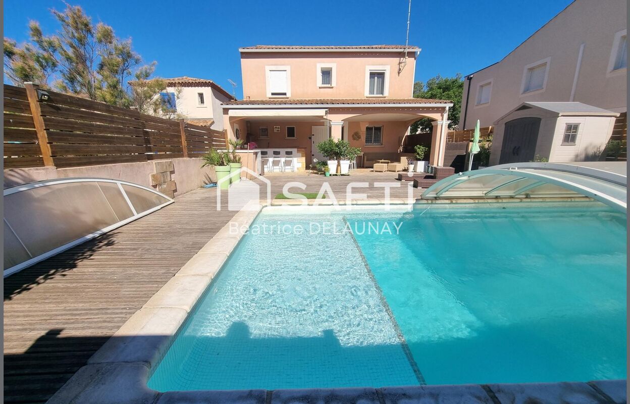 maison 5 pièces 135 m2 à vendre à Aigues-Mortes (30220)