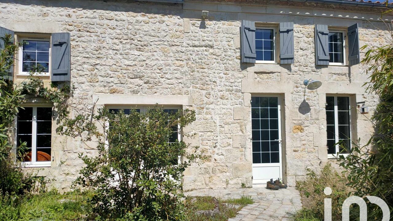 maison 5 pièces 196 m2 à vendre à Le Gua (17600)