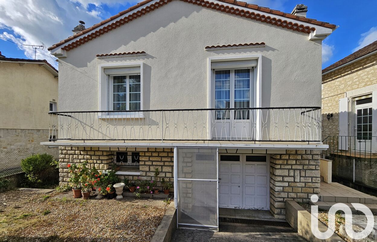 maison 7 pièces 149 m2 à vendre à Gond-Pontouvre (16160)