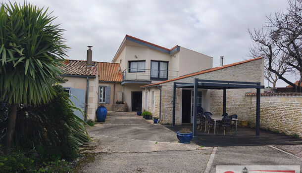 Villa / Maison 6 pièces  à vendre Jarrie (La) 17220